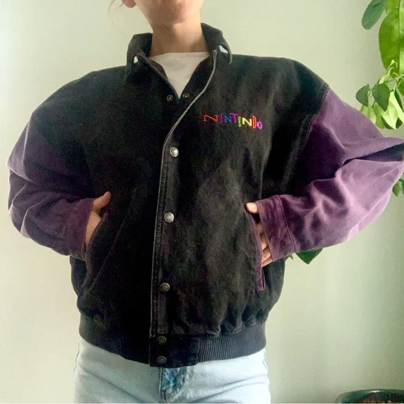 Vintage 90s Nintendo Women's Black and Purple Varsity Jacket - Picture 15 of 16